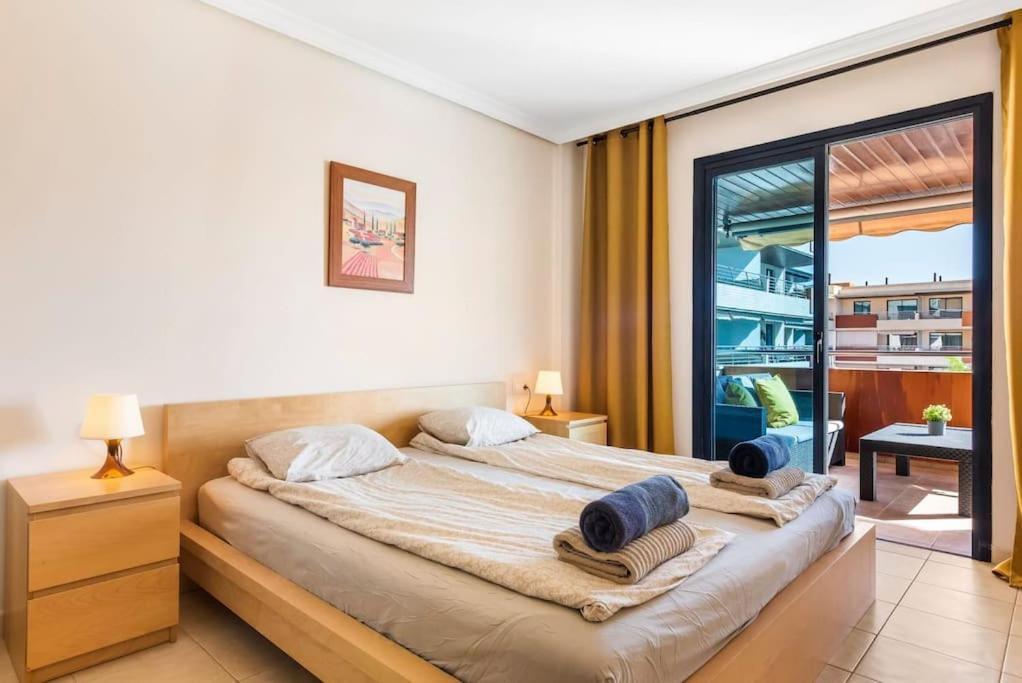 פוארטו דה סנטיאגו Bright And Welcoming Holiday Home מראה חיצוני תמונה